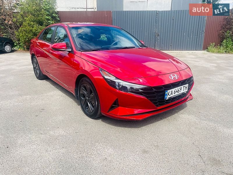 Седан Hyundai Elantra 2023 в Киеве