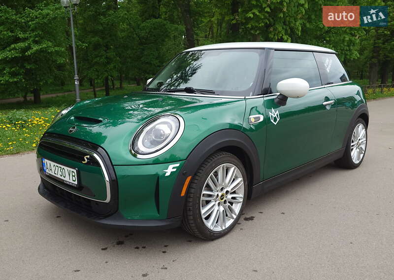 Хэтчбек MINI Electric 2020 в Киеве Хэтчбек MINI Electric 2020 в Киеве