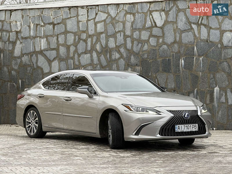 Седан Lexus ES 2020 в Киеве Седан Lexus ES 2020 в Киеве