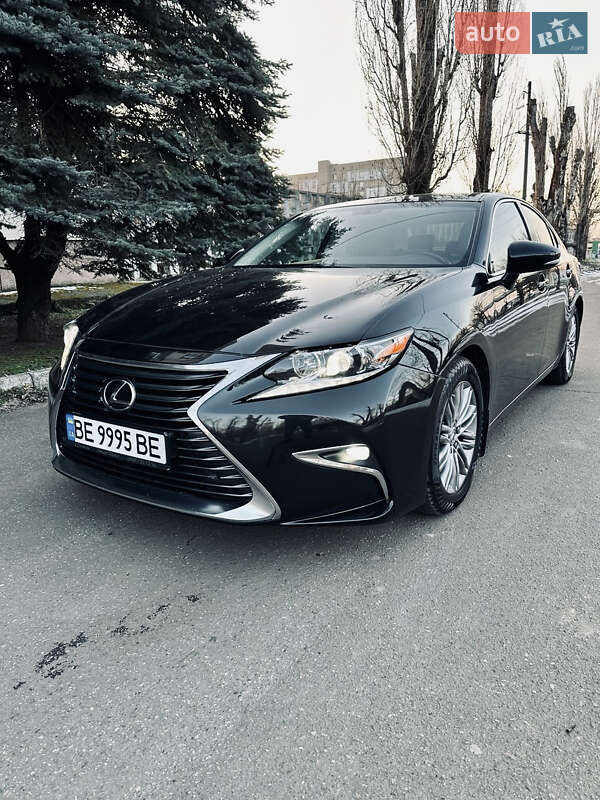 Седан Lexus ES 2017 в Миколаєві