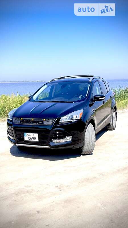 Внедорожник / Кроссовер Ford Escape 2015 в Черкассах