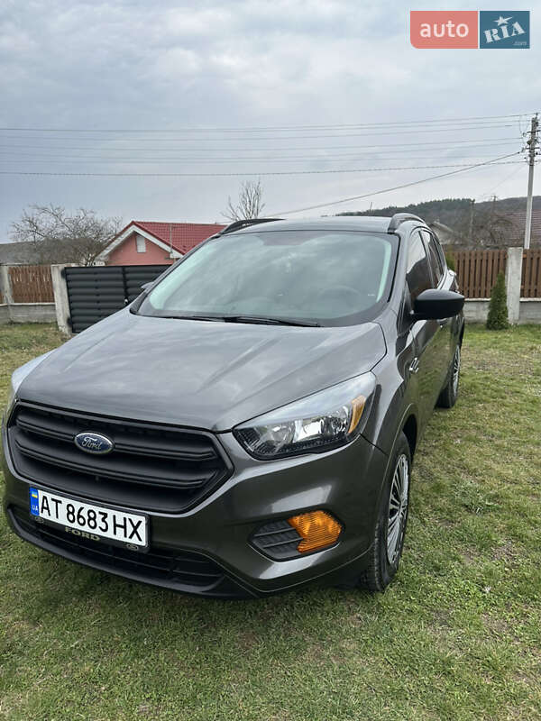 Внедорожник / Кроссовер Ford Escape 2018 в Ивано-Франковске Внедорожник / Кроссовер Ford Escape 2018 в Ивано-Франковске