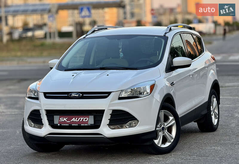 Внедорожник / Кроссовер Ford Escape 2014 в Киеве