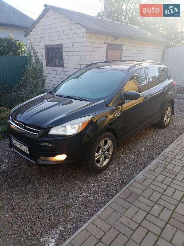 Внедорожник / Кроссовер Ford Escape 2013 в Черкассах