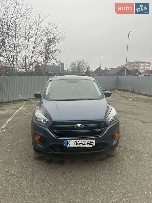 Внедорожник / Кроссовер Ford Escape 2018 в Борисполе