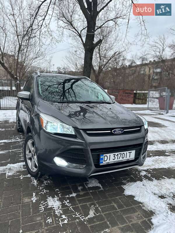 Внедорожник / Кроссовер Ford Escape 2015 в Краматорске