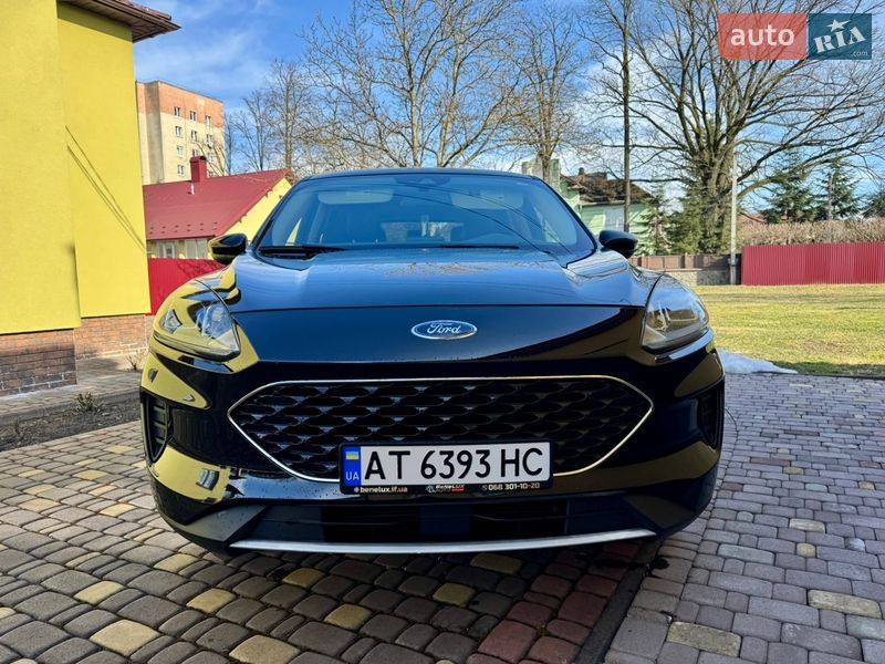 Позашляховик / Кросовер Ford Escape 2019 в Коломиї