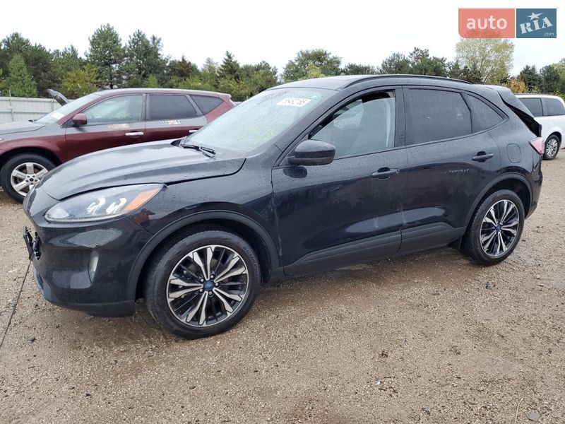 Внедорожник / Кроссовер Ford Escape 2021 в Ивано-Франковске