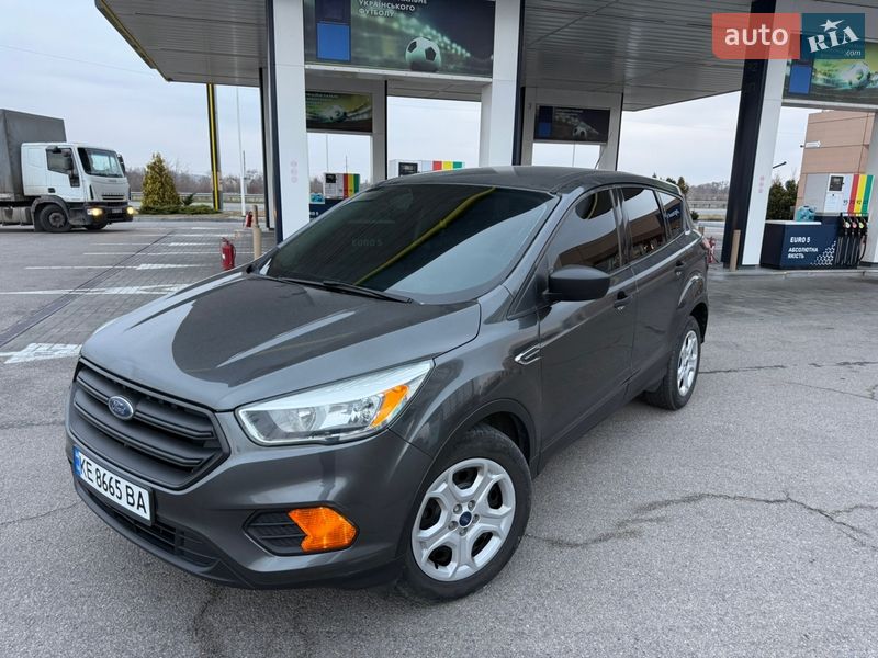 Внедорожник / Кроссовер Ford Escape 2017 в Днепре
