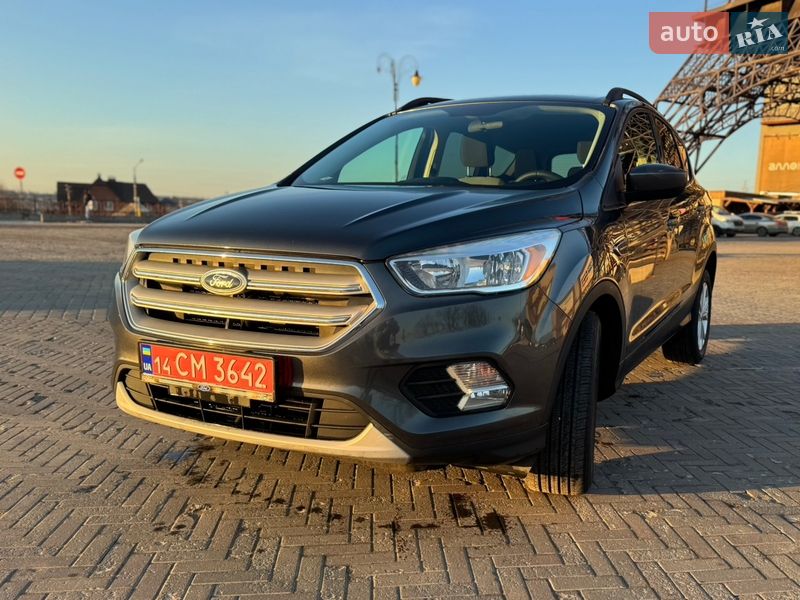 Позашляховик / Кросовер Ford Escape 2018 в Харкові