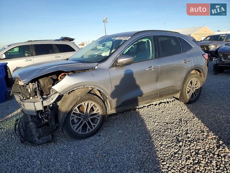 Внедорожник / Кроссовер Ford Escape 2021 в Львове