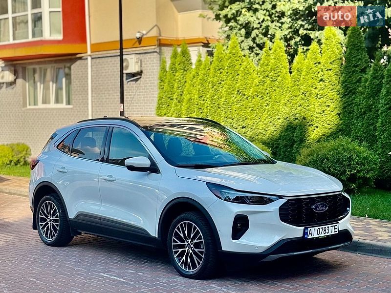 Внедорожник / Кроссовер Ford Escape 2023 в Киеве