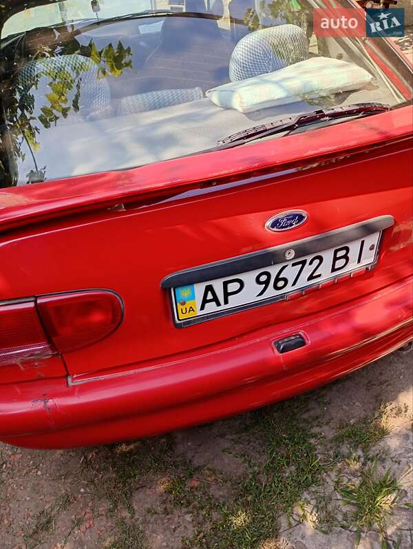 Хэтчбек Ford Escort 1995 в Запорожье