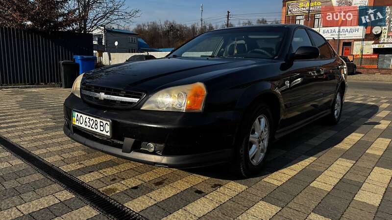 Седан Chevrolet Evanda 2005 в Сваляве