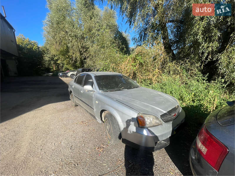 Седан Chevrolet Evanda 2005 в Киеве
