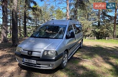 Минивэн Peugeot Expert 2006 в Городнице
