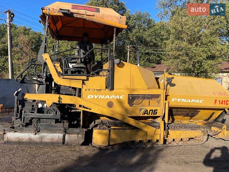 Асфальтоукладчик Dynapac F141 2005 в Днепре