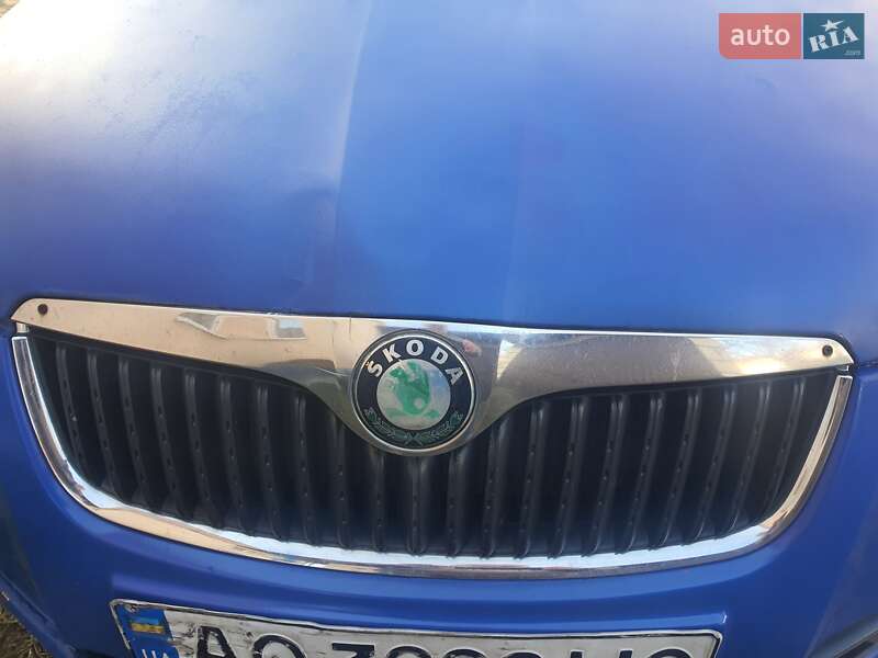 Хэтчбек Skoda Fabia 2010 в Хусте