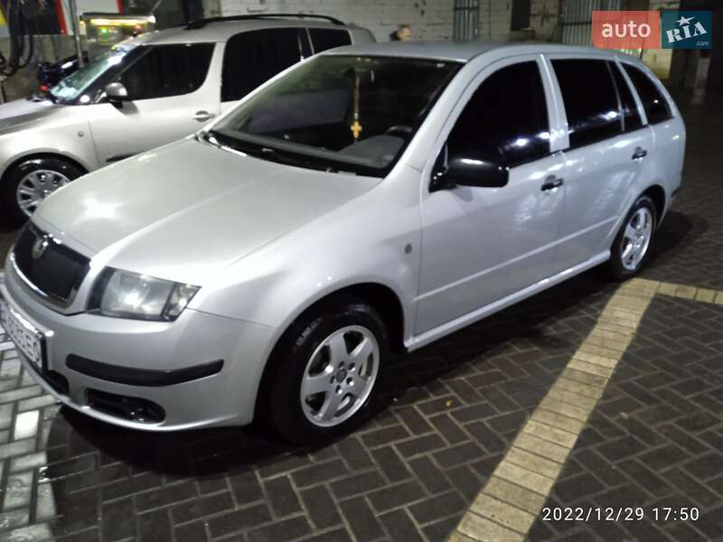 Универсал Skoda Fabia 2005 в Малой Виске