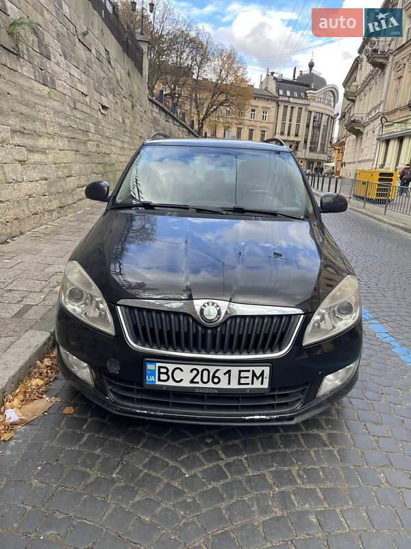 Универсал Skoda Fabia 2010 в Львове