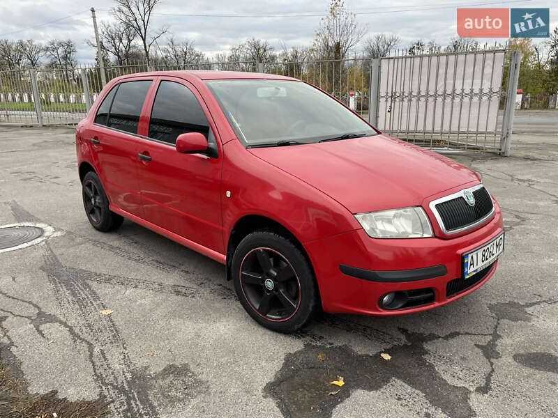 Хэтчбек Skoda Fabia 2006 в Звенигородке
