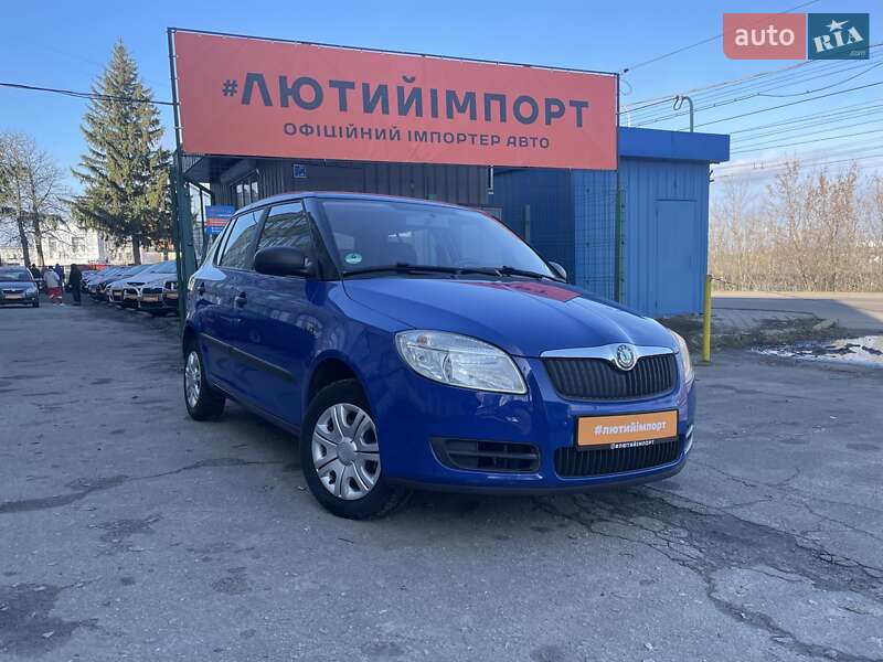 Хэтчбек Skoda Fabia 2009 в Сумах