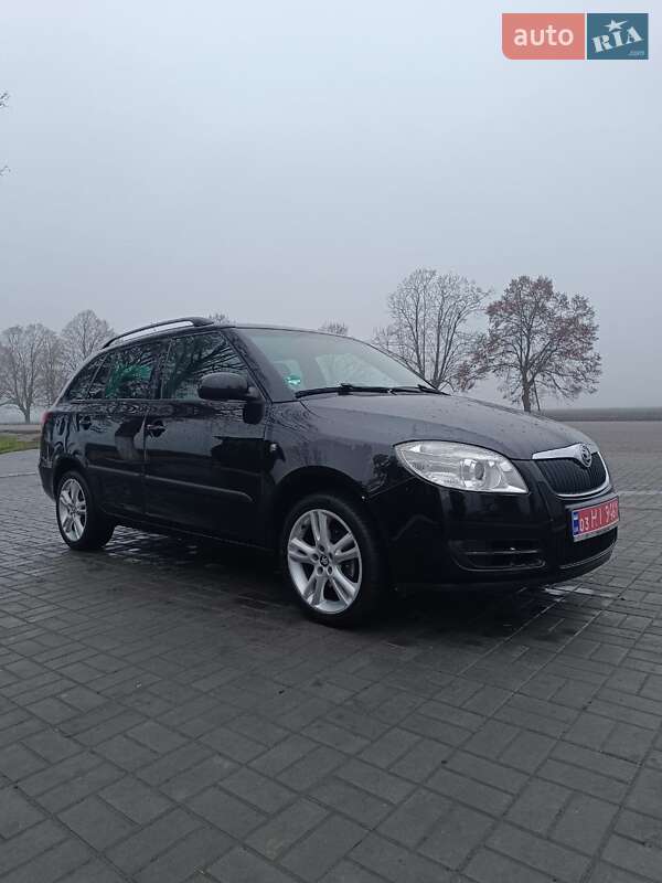 Универсал Skoda Fabia 2008 в Царичанке