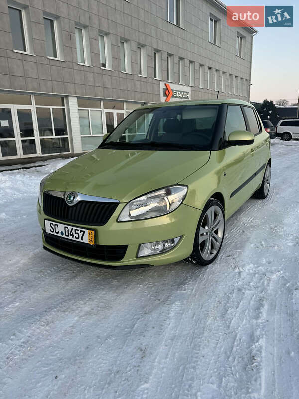 Хэтчбек Skoda Fabia 2012 в Хусте Хэтчбек Skoda Fabia 2012 в Хусте