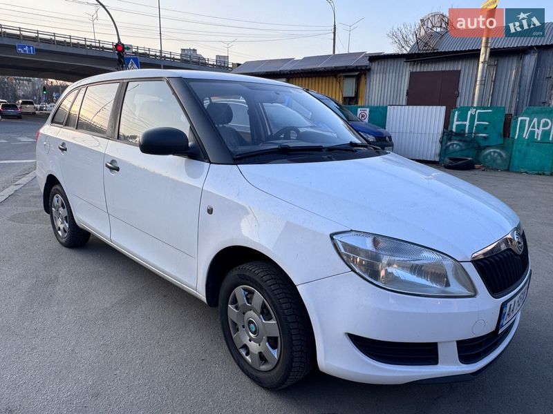 Універсал Skoda Fabia 2014 в Києві