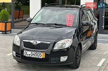 Універсал Skoda Fabia 2009 в Дунаївцях