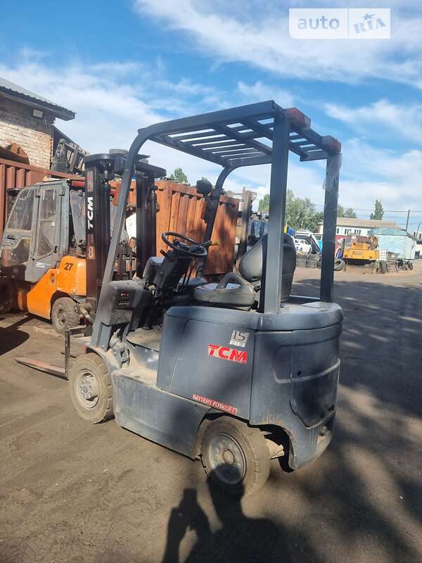 Вилочный погрузчик TCM FB 2007 в Киеве Вилочный погрузчик TCM FB 2007 в Киеве
