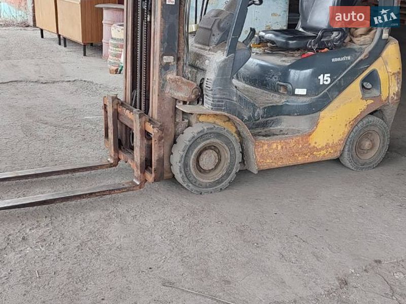 Вилочный погрузчик Komatsu FG 2016 в Днепре