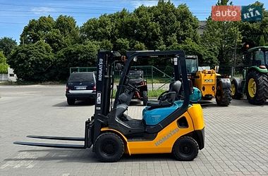 Вилочный погрузчик Komatsu FG 2007 в Радомышле