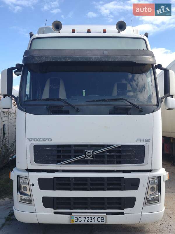 Тягач Volvo FH 12 2004 в Львове