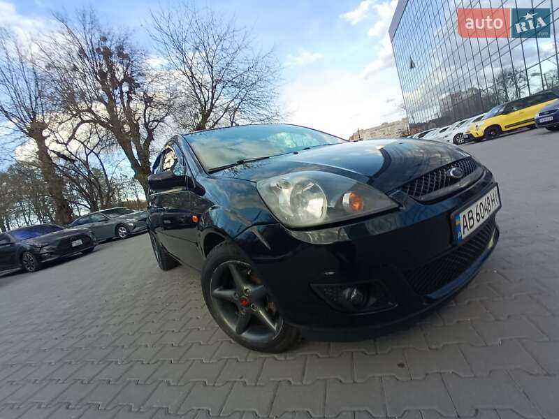 Хэтчбек Ford Fiesta 2007 в Виннице Хэтчбек Ford Fiesta 2007 в Виннице