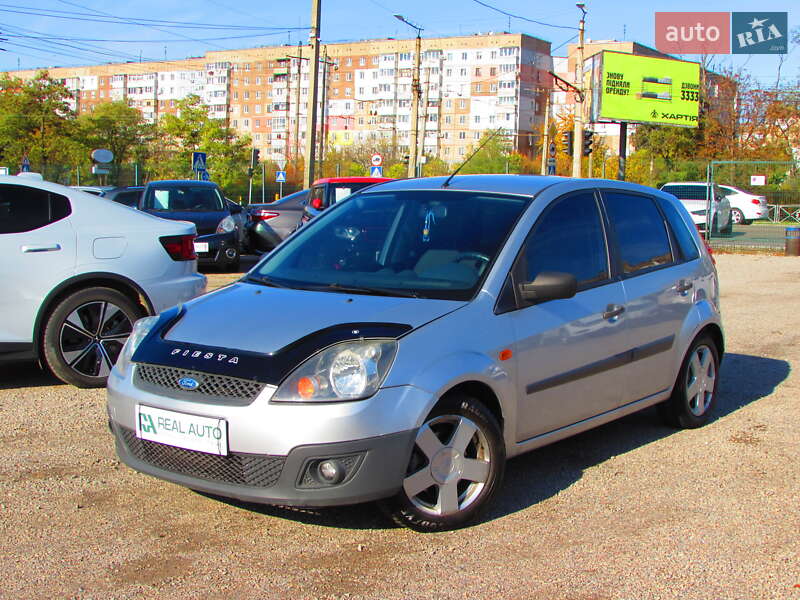 Хэтчбек Ford Fiesta 2008 в Кропивницком