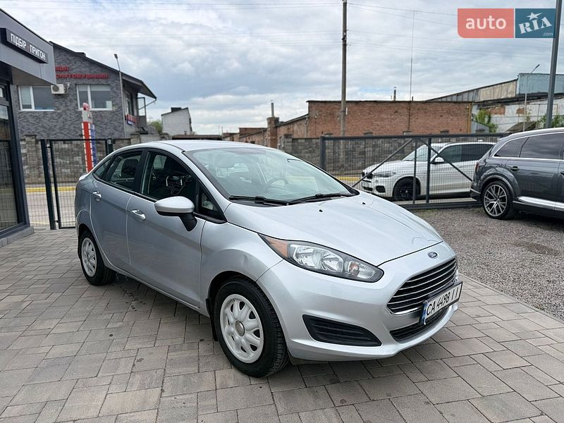 Седан Ford Fiesta 2018 в Рівному