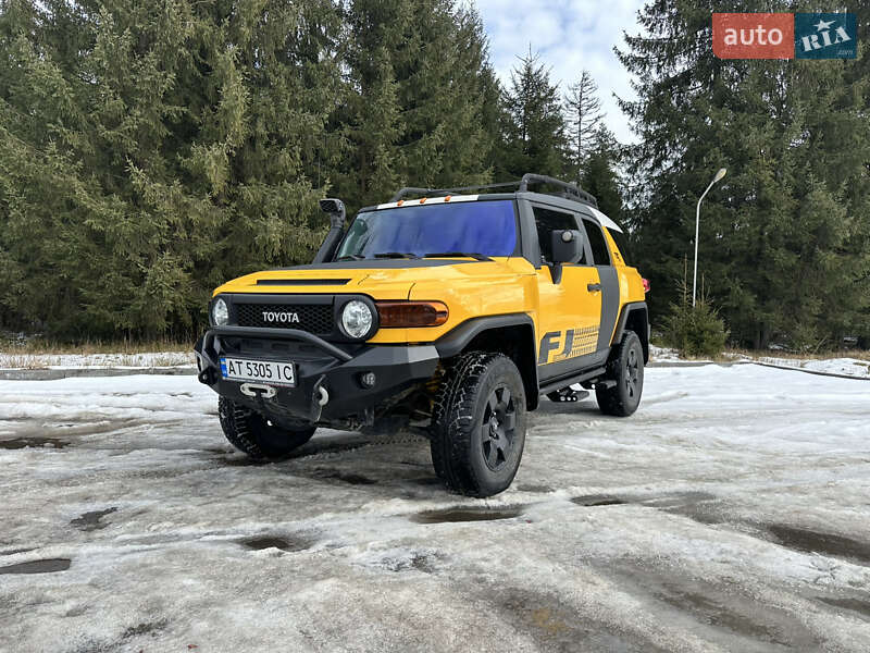 Внедорожник / Кроссовер Toyota FJ Cruiser 2007 в Верховине