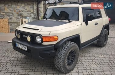 Внедорожник / Кроссовер Toyota FJ Cruiser 2011 в Каменец-Подольском