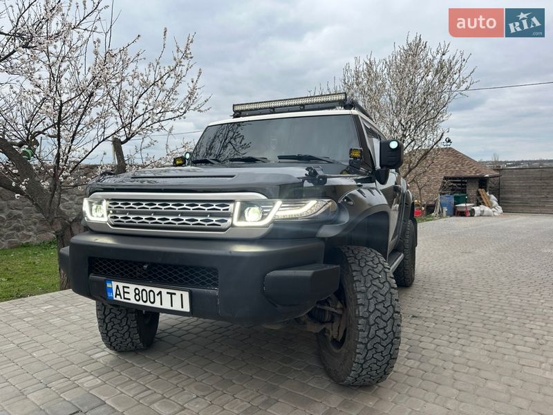 Внедорожник / Кроссовер Toyota FJ Cruiser 2006 в Кривом Роге Внедорожник / Кроссовер Toyota FJ Cruiser 2006 в Кривом Роге