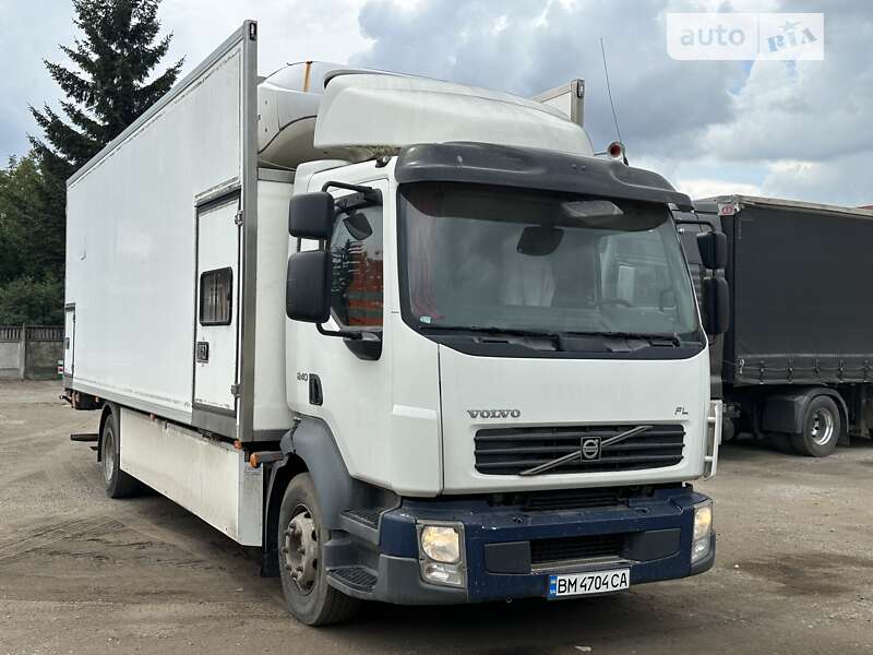 Рефрижератор Volvo FL 7 2012 в Сумах
