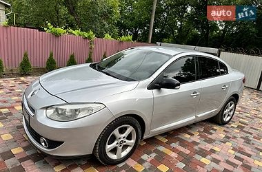 Седан Renault Fluence 2012 в Чернівцях