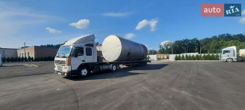 Тягач Volvo FM 12 2001 в Ирпене