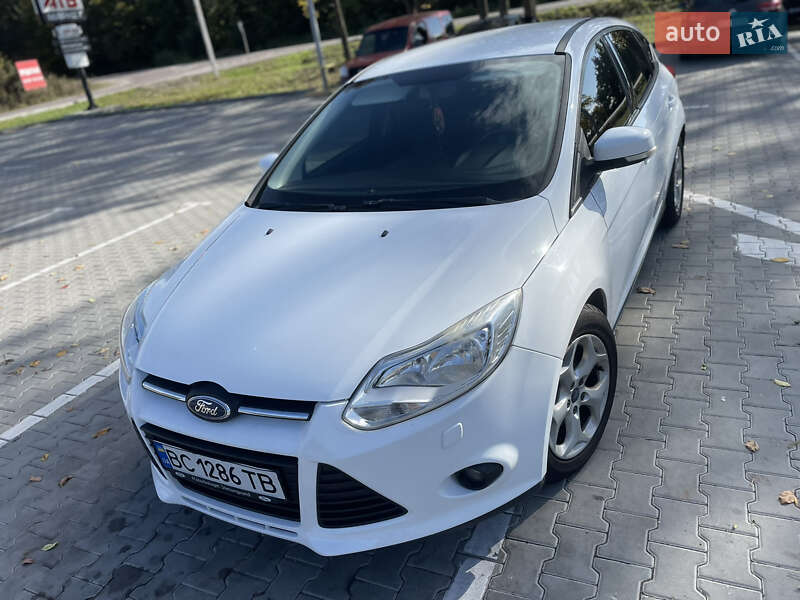 Хэтчбек Ford Focus 2011 в Городке Хэтчбек Ford Focus 2011 в Городке