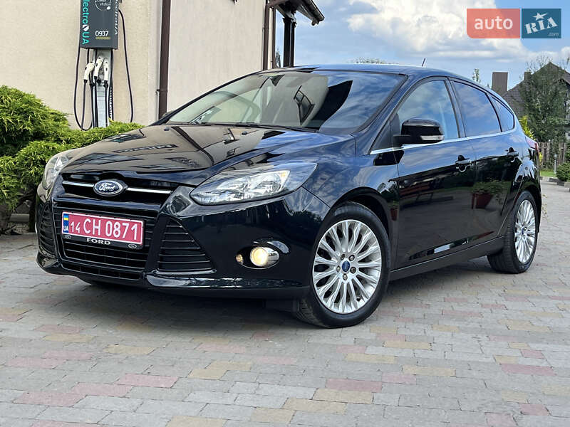 Хэтчбек Ford Focus 2012 в Стрые