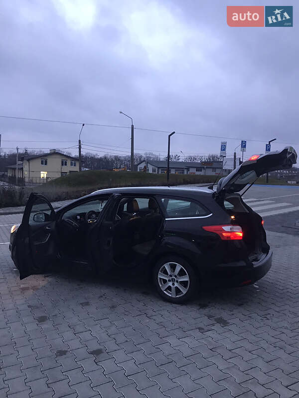 Универсал Ford Focus 2011 в Львове