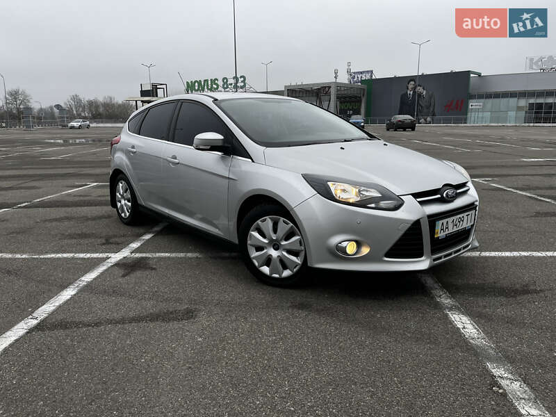 Хэтчбек Ford Focus 2014 в Киеве