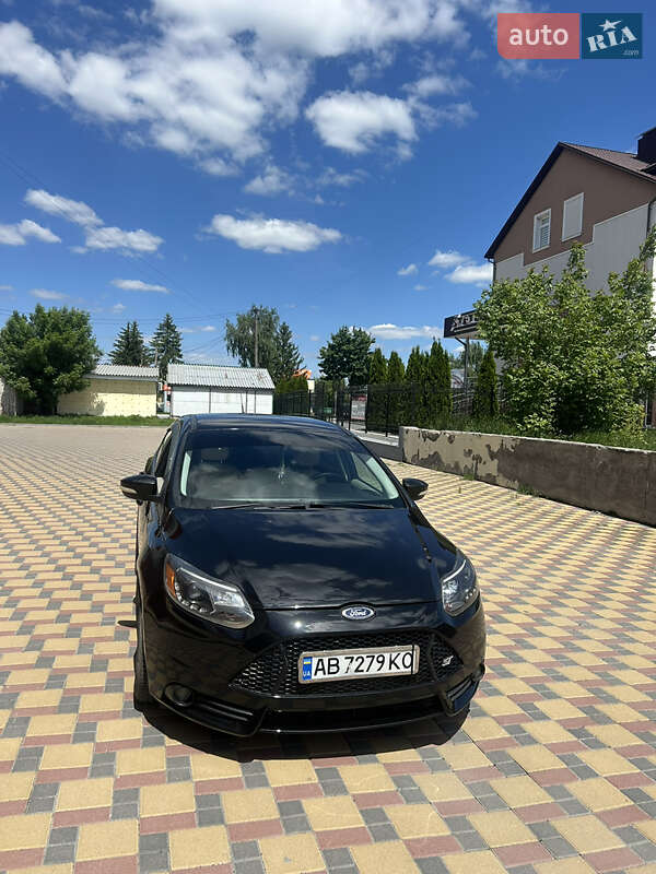 Хэтчбек Ford Focus 2012 в Гайсине