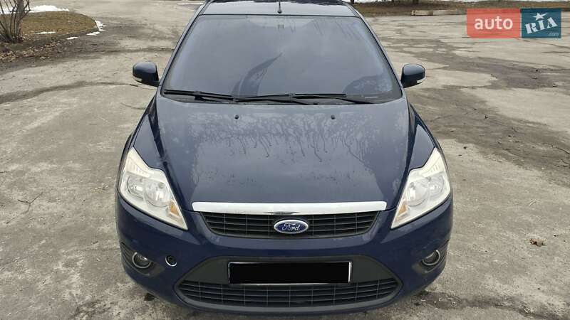 Хэтчбек Ford Focus 2010 в Горишних Плавнях