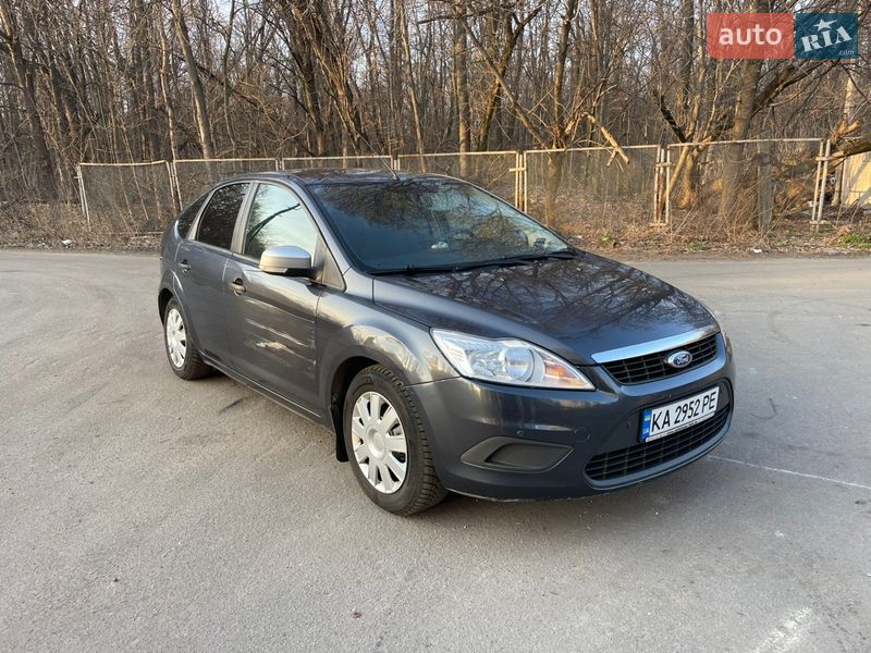 Хэтчбек Ford Focus 2011 в Киеве
